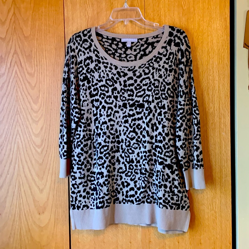 Banana Republic L leopard print black taupe crew neck sweater tunic 3/4 sleeve